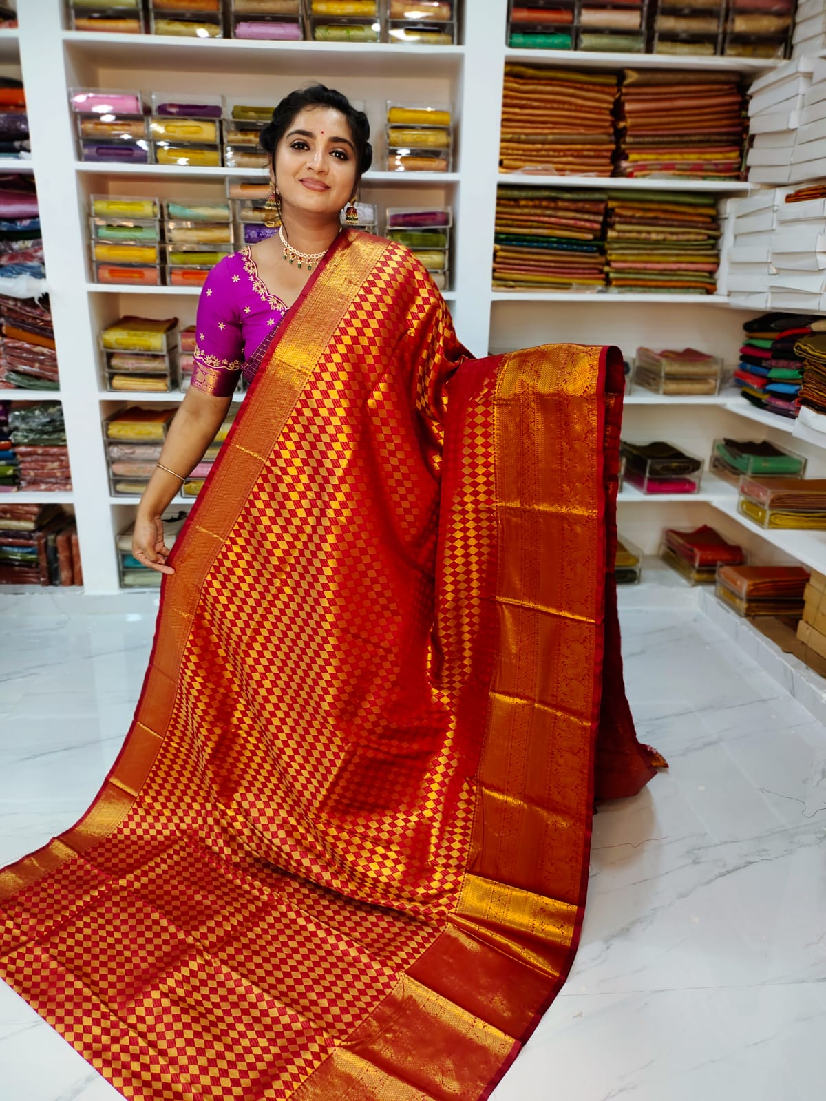 50% offer Valli gadwal