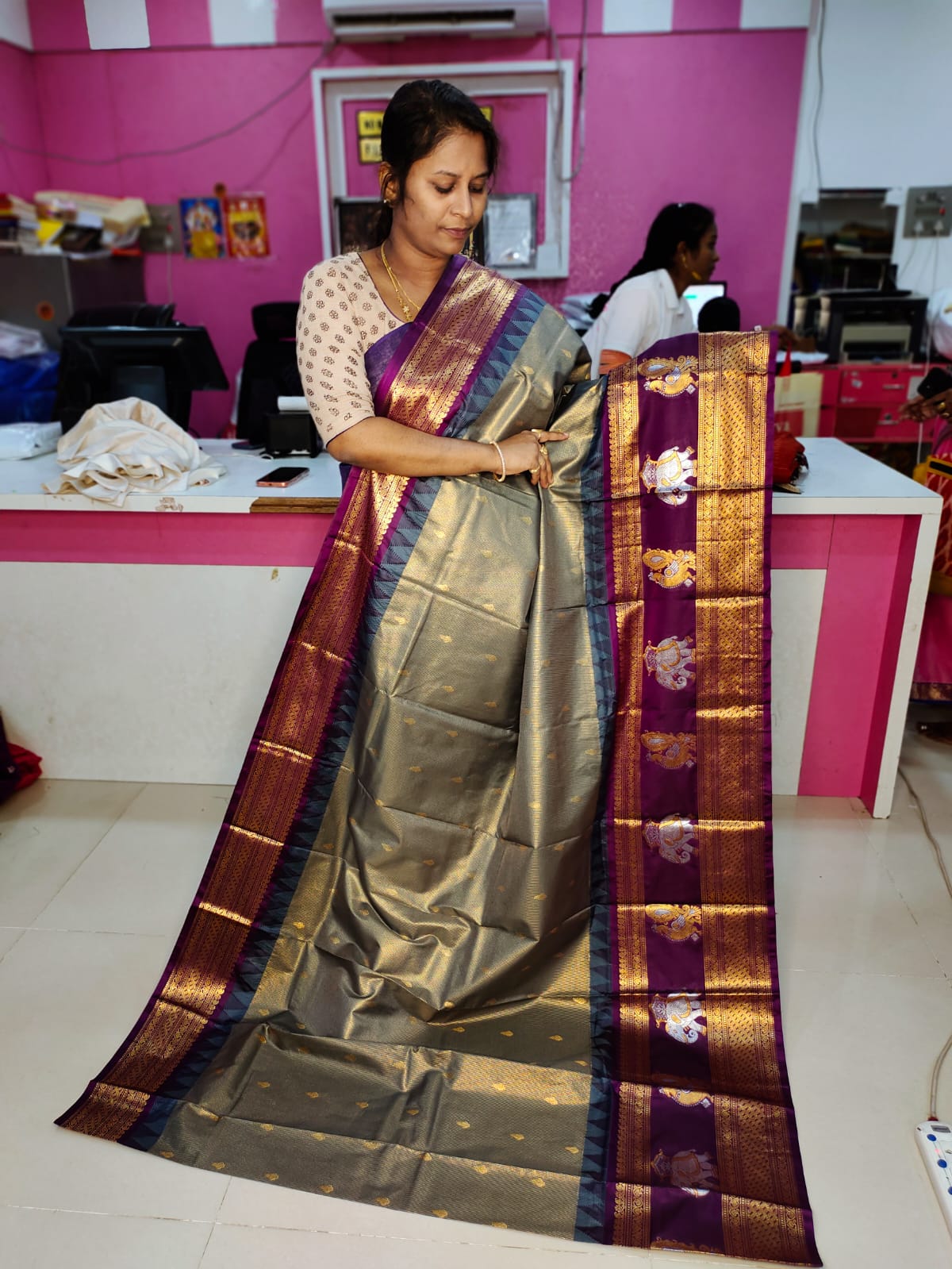 60% offer gadwal saree