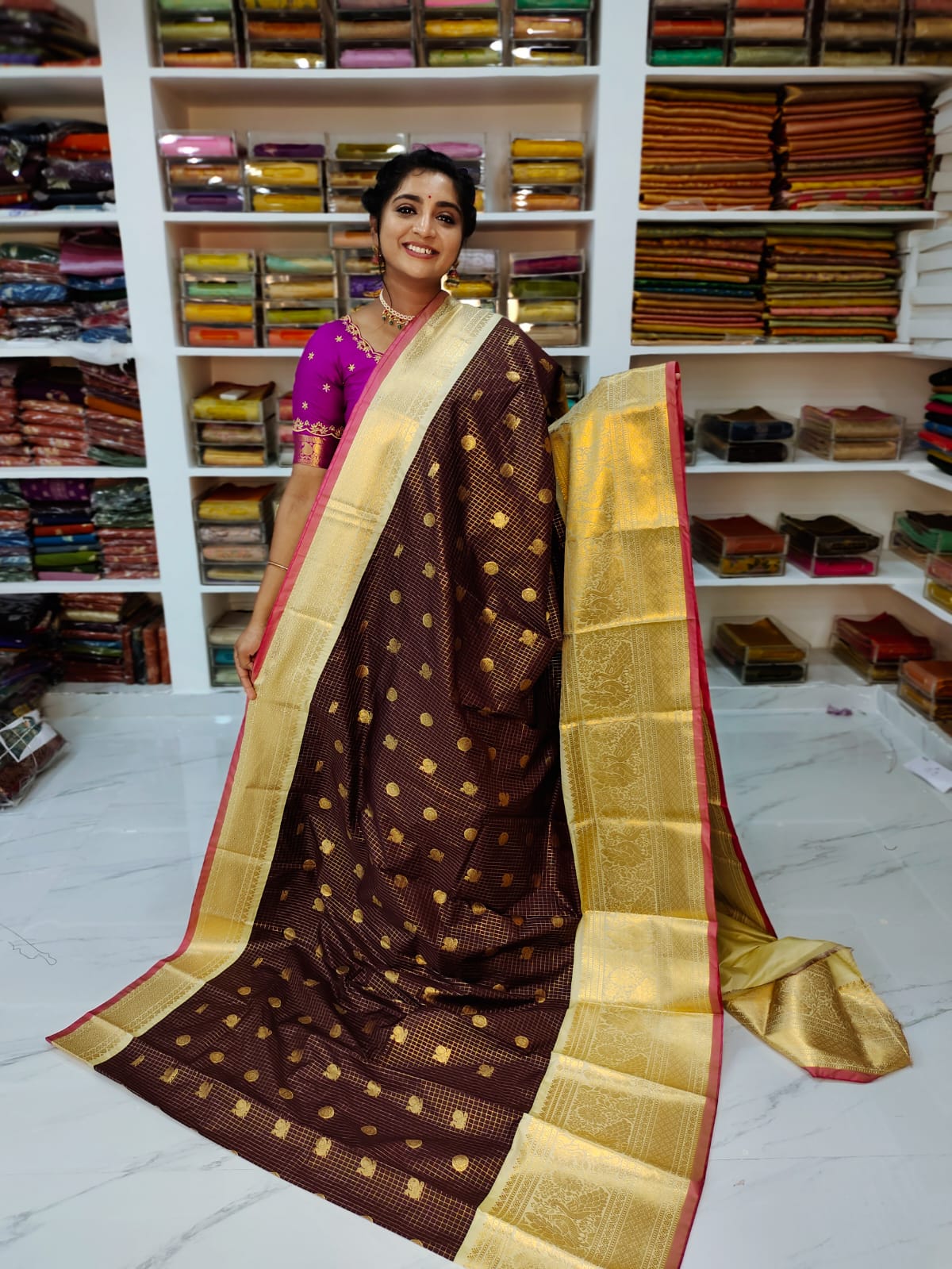 50% offer Valli gadwal