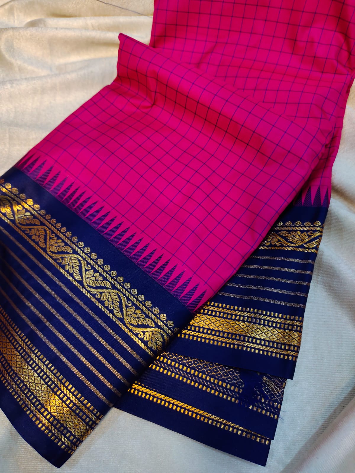Sravanam gadwal sale