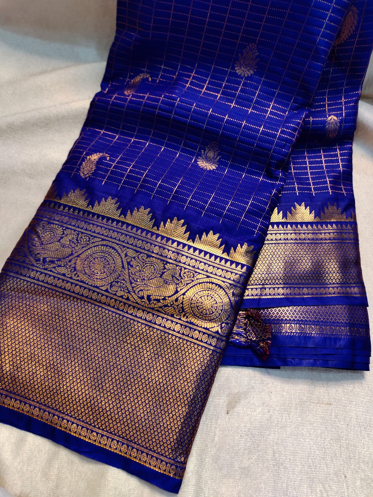 Vintage gadwal sarees