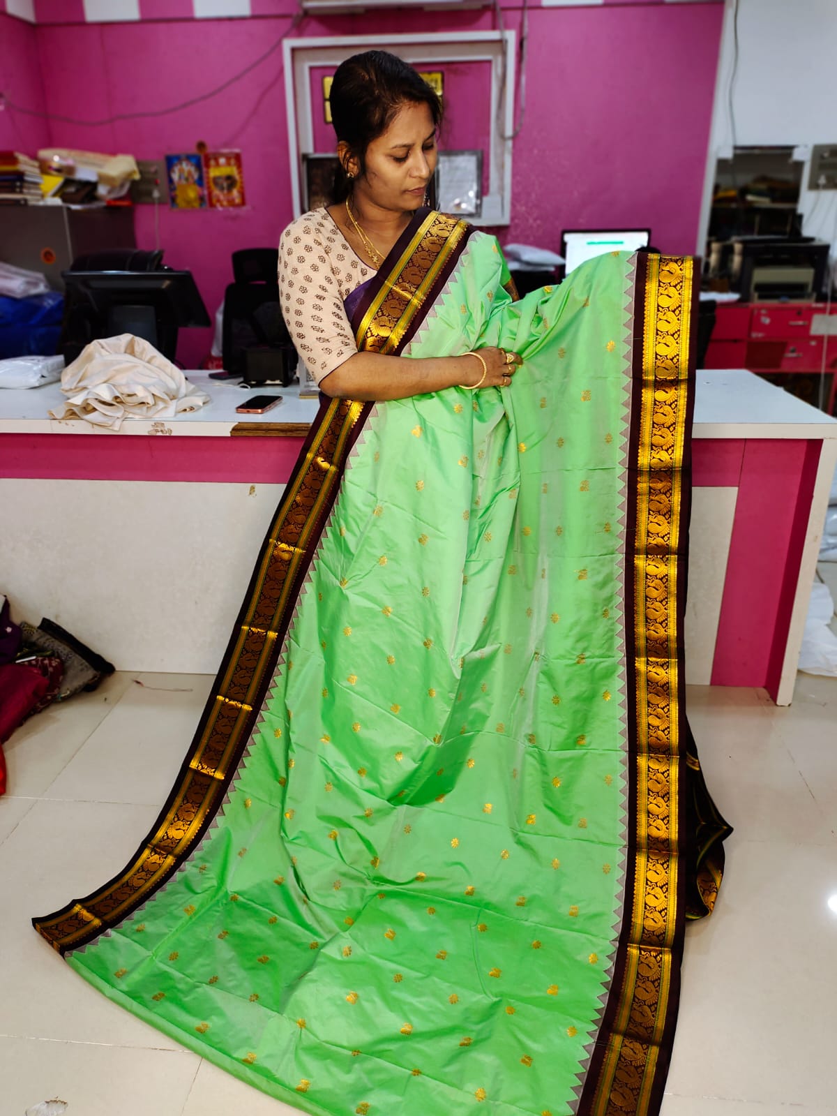 60% offer gadwal sale