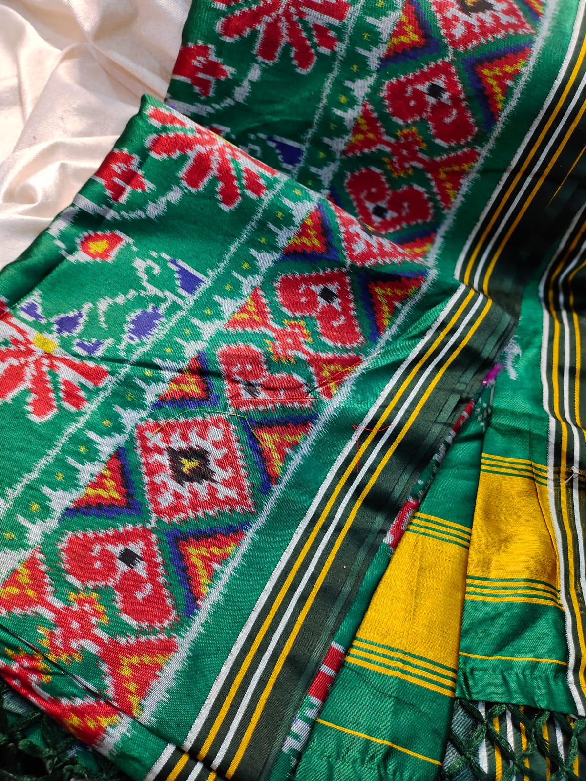 Patola