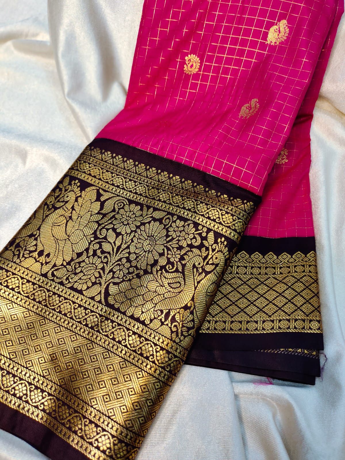 Vintage valli gadwal