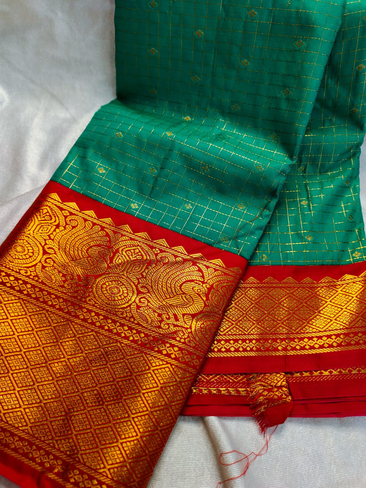 Vintage valli gadwal