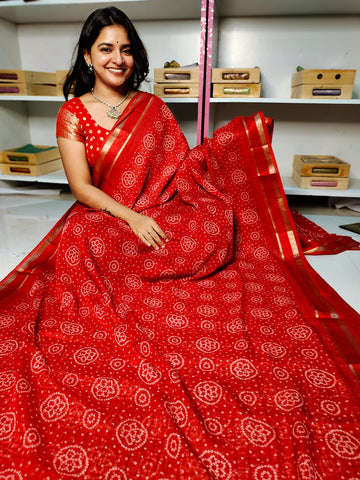 దీపావళికి చీరలు ఆఫర్ చేయండి