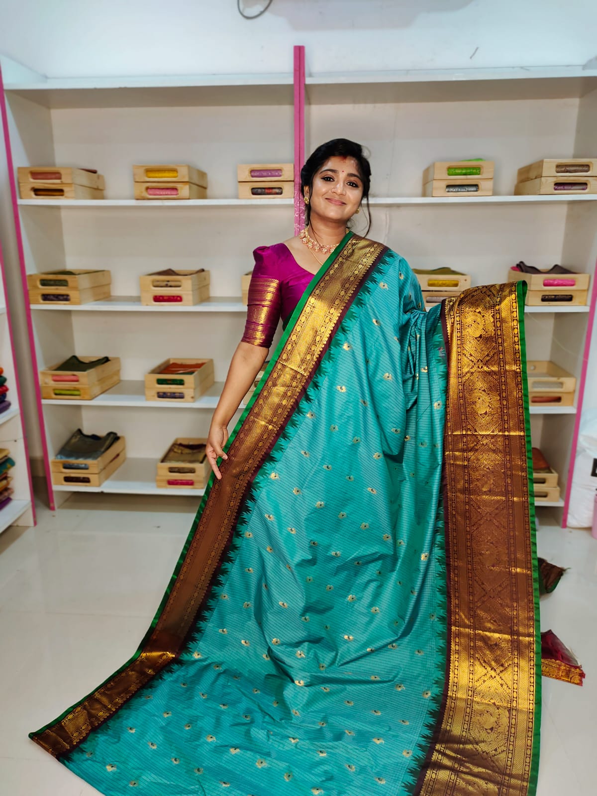 50% offer gadwal silk