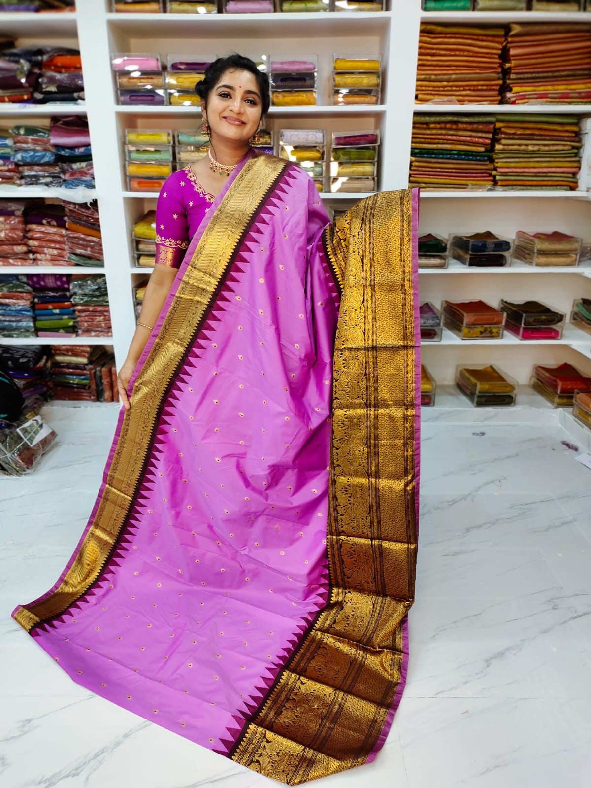 50% offer Valli gadwal