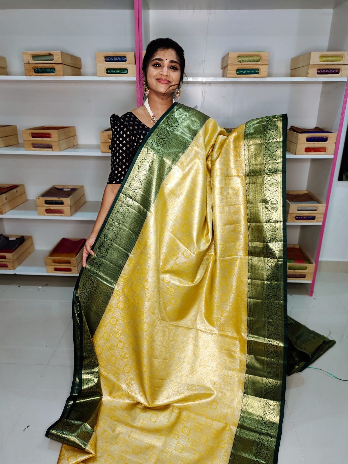 90% offer kanchi pattu collection