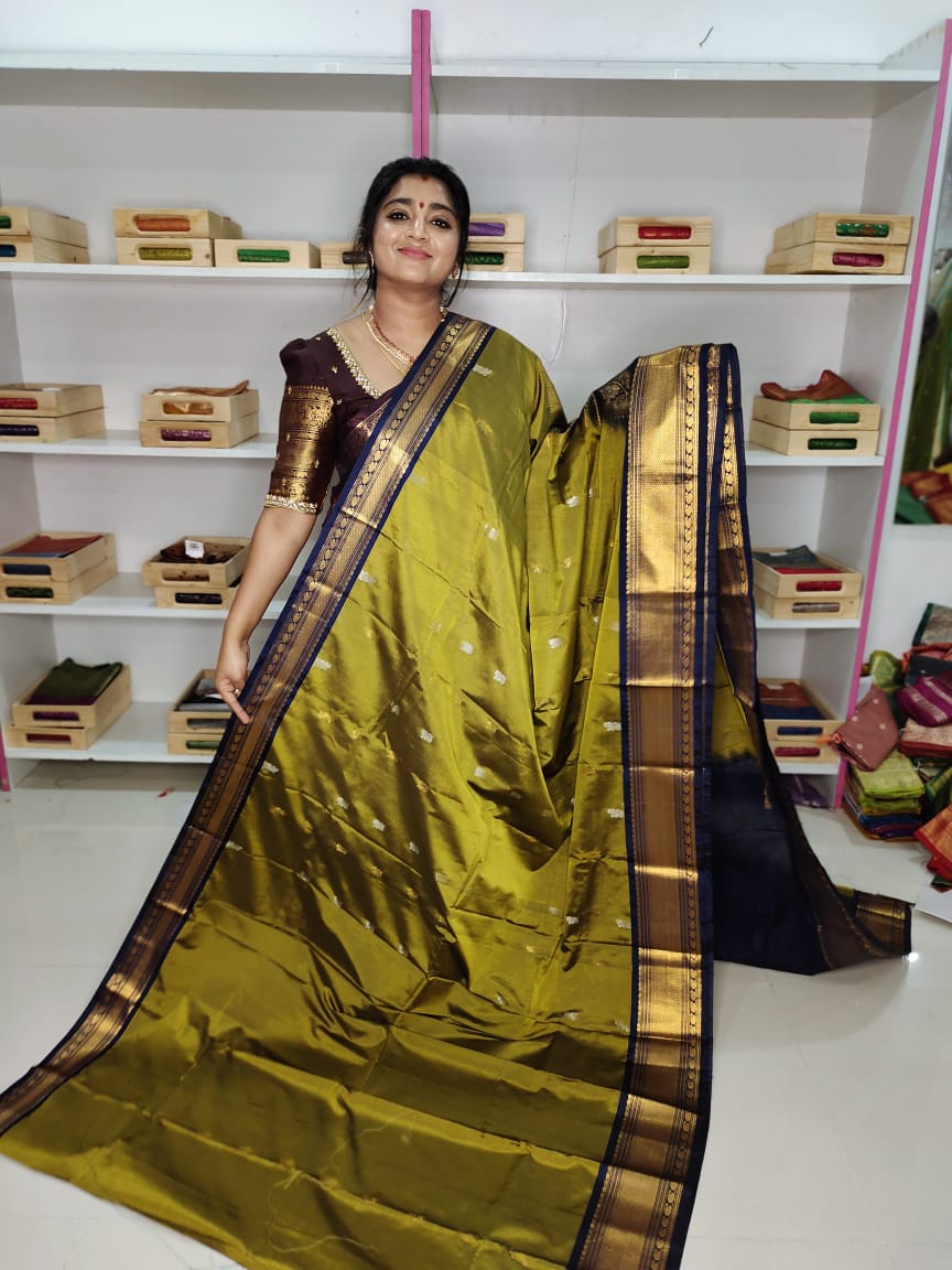Ashadam sale gadwal silk saree