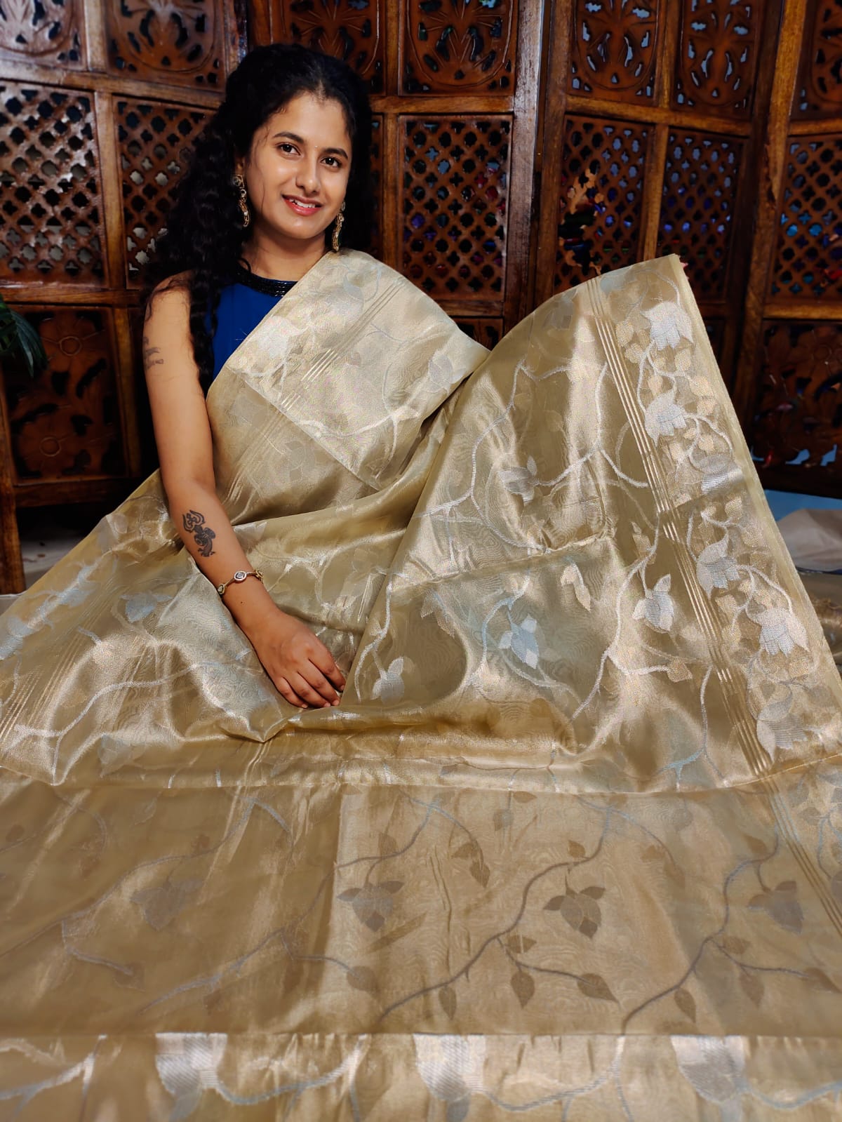 50% చీర ఆఫర్