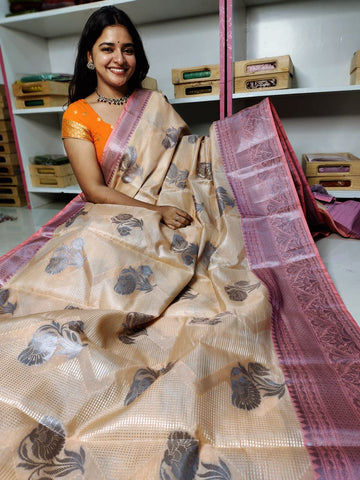 దీపావళికి చీరలు ఆఫర్ చేయండి