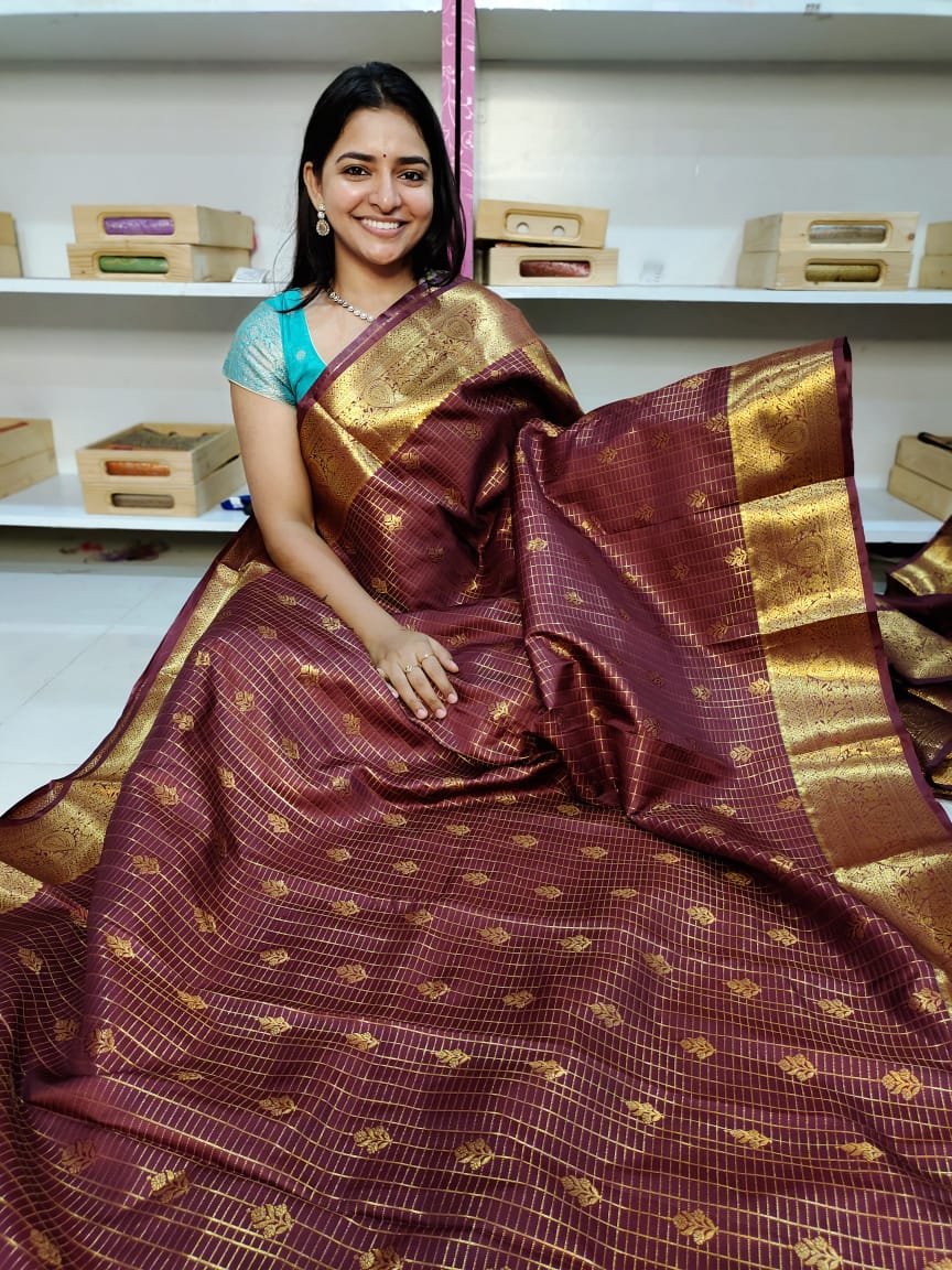 Gadwal offer sarees