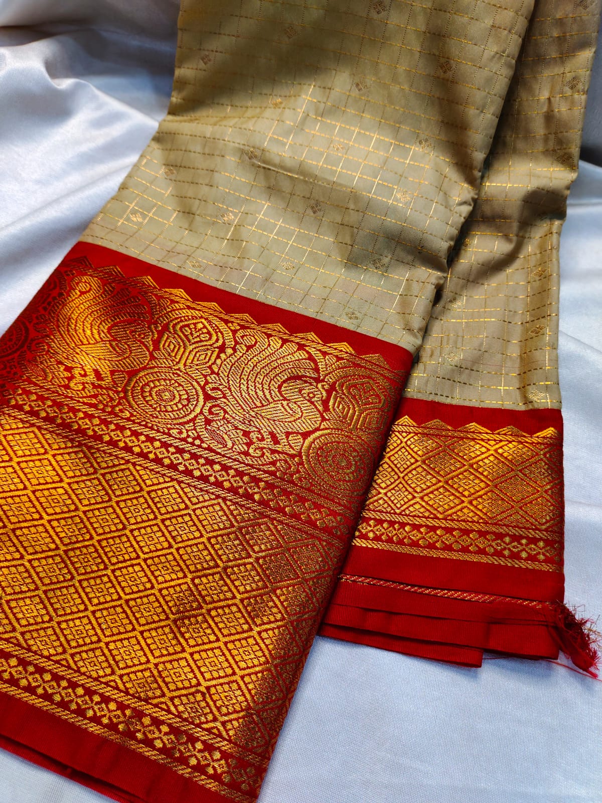 Vintage gadwal sarees