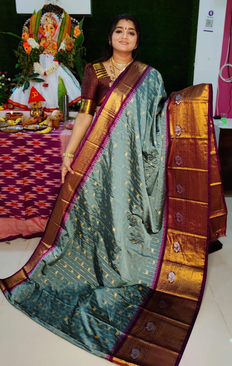 Vitange gadwal silk