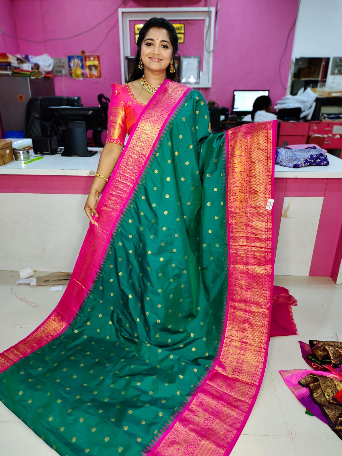 60% offer gadwal sale