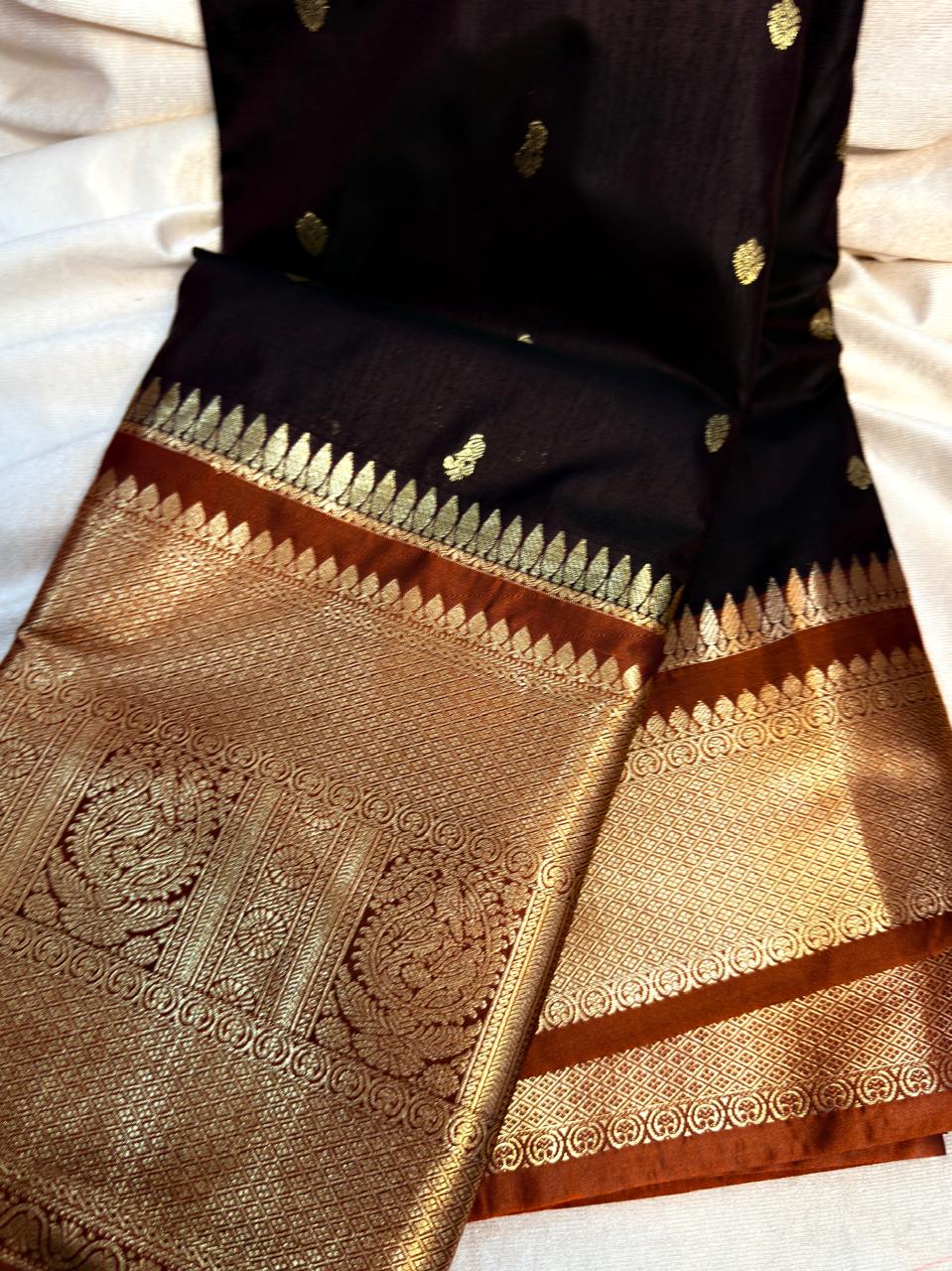 Gadwal sale 1599