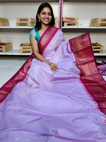 Gadwal offer sarees