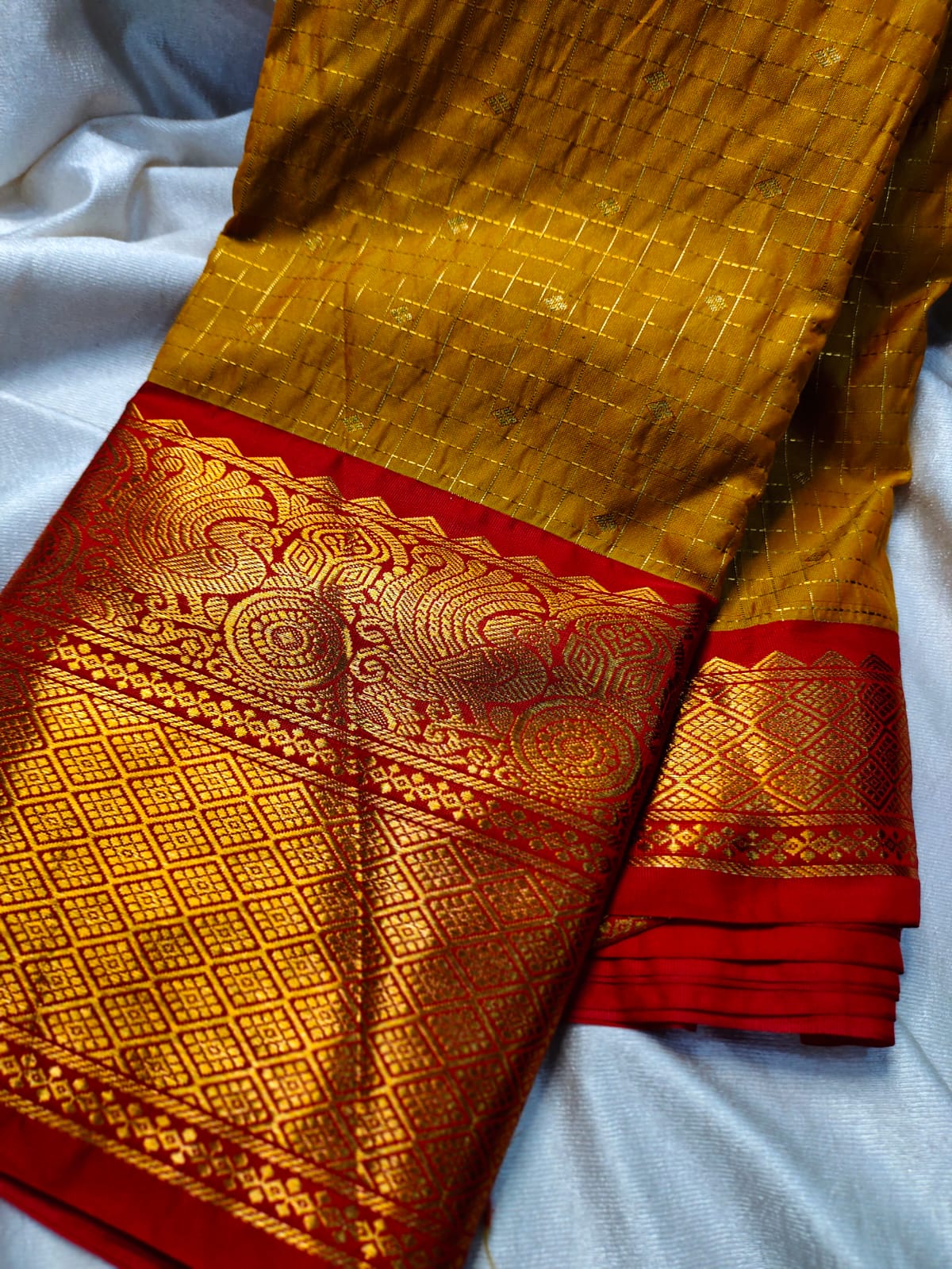 60% offer gadwal saree