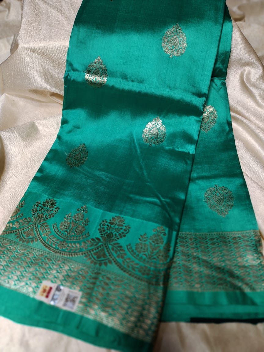 100% సిల్క్ మార్క్ సర్టిఫైడ్ గ్రీన్ మ్యాంగో సిల్క్ చీర