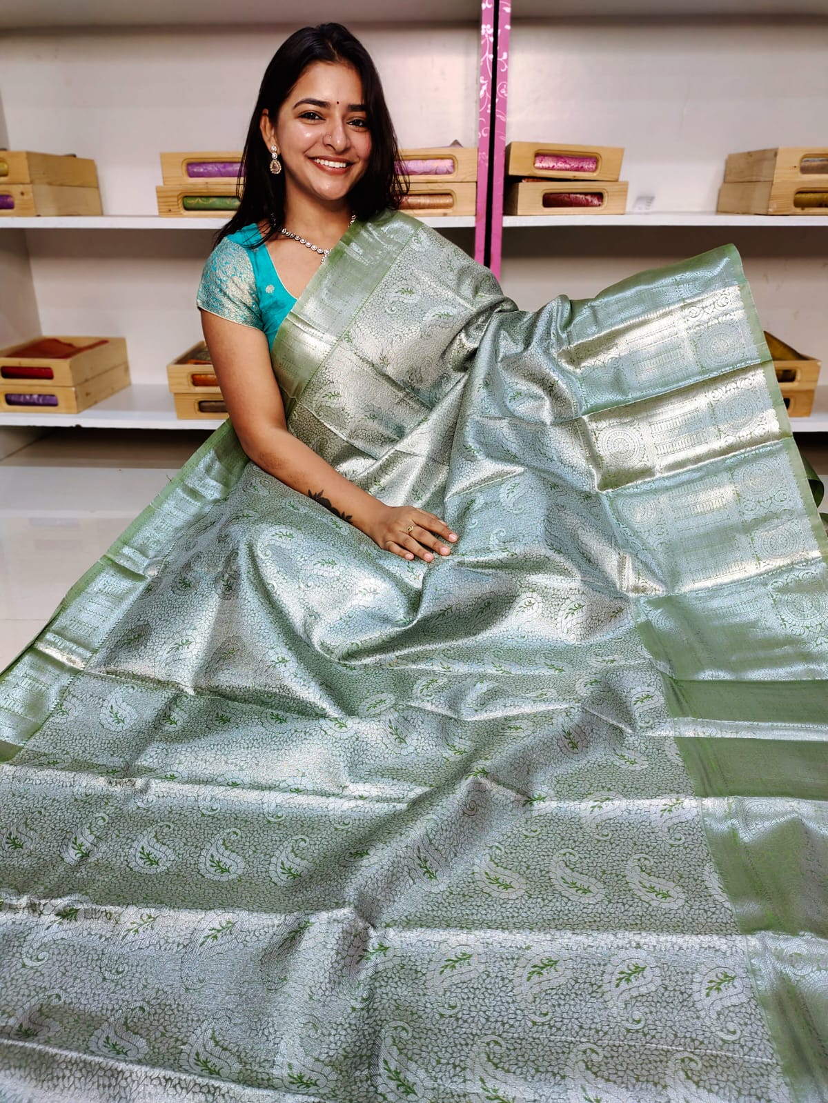 90% offer kanchi pattu sarees