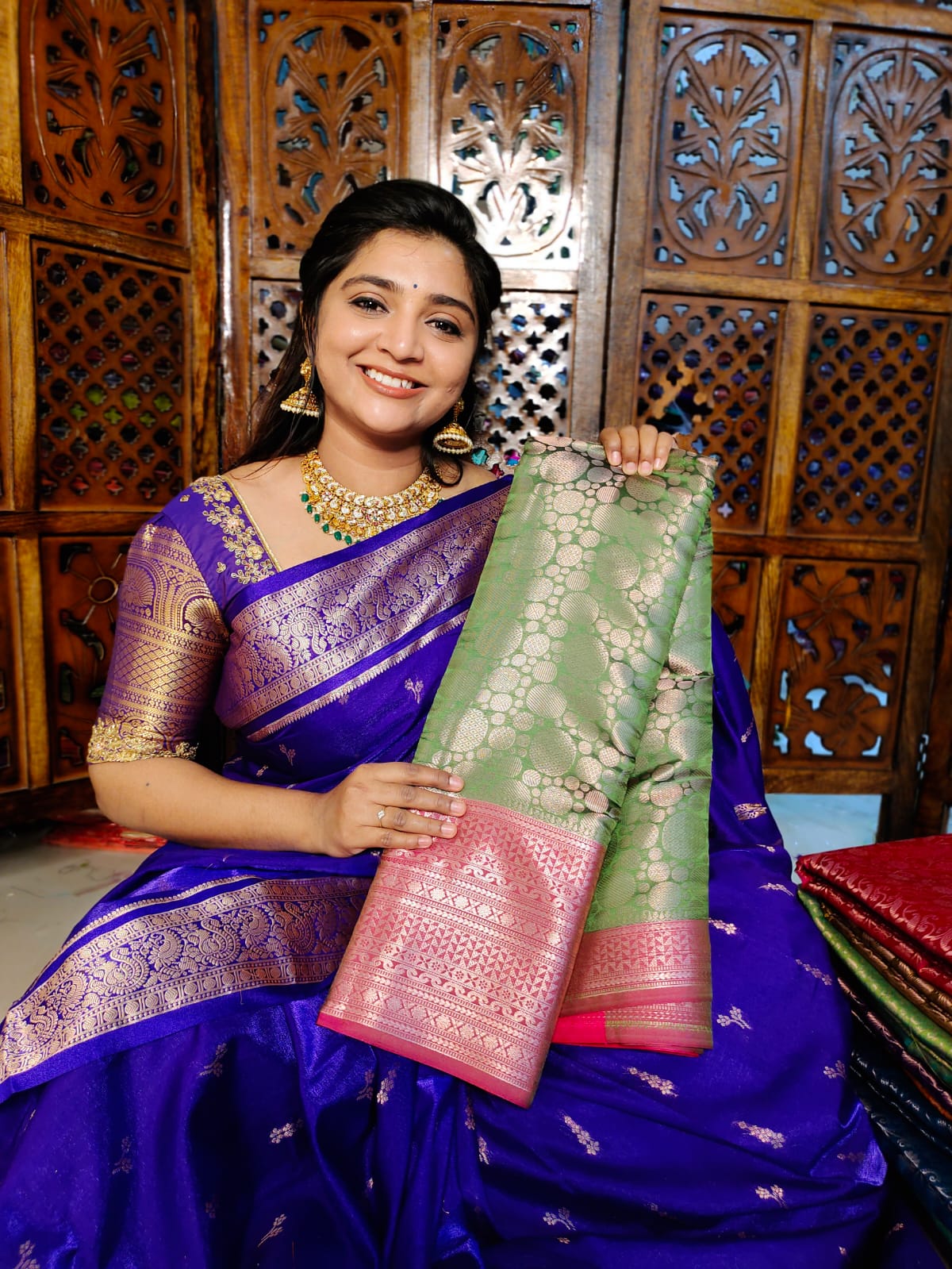 BS599 ద్వారా మరిన్ని