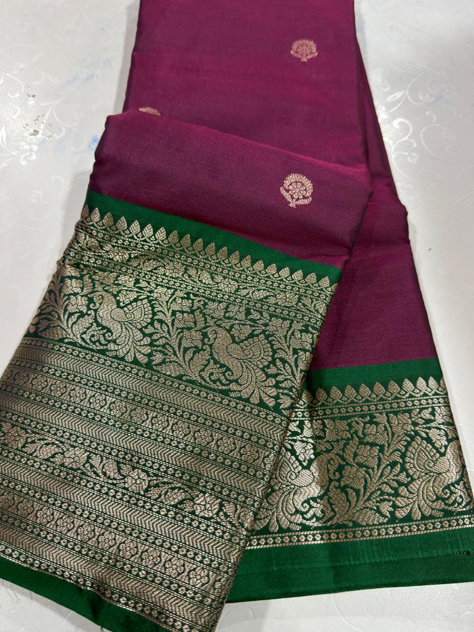 ఫిబ్రవరి అమ్మకం