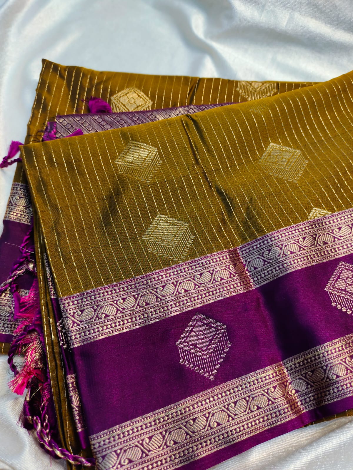 Vintage uppda pattu