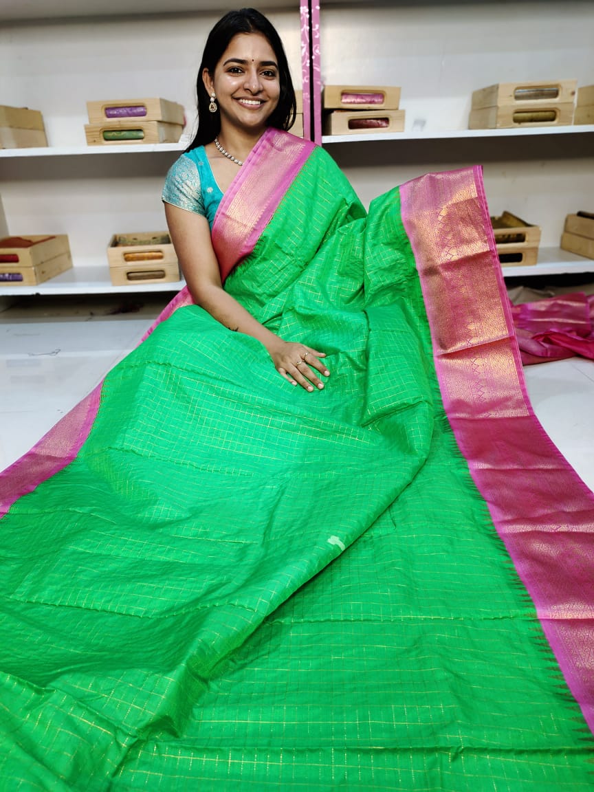 Gadwal offer sarees