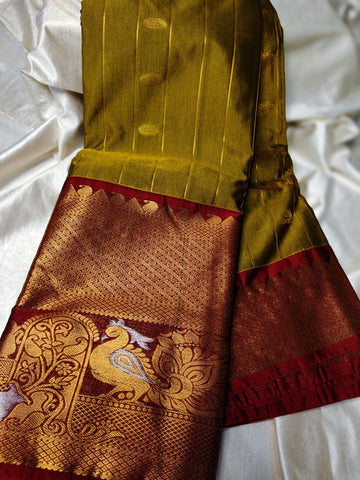 Vitange gadwal silk