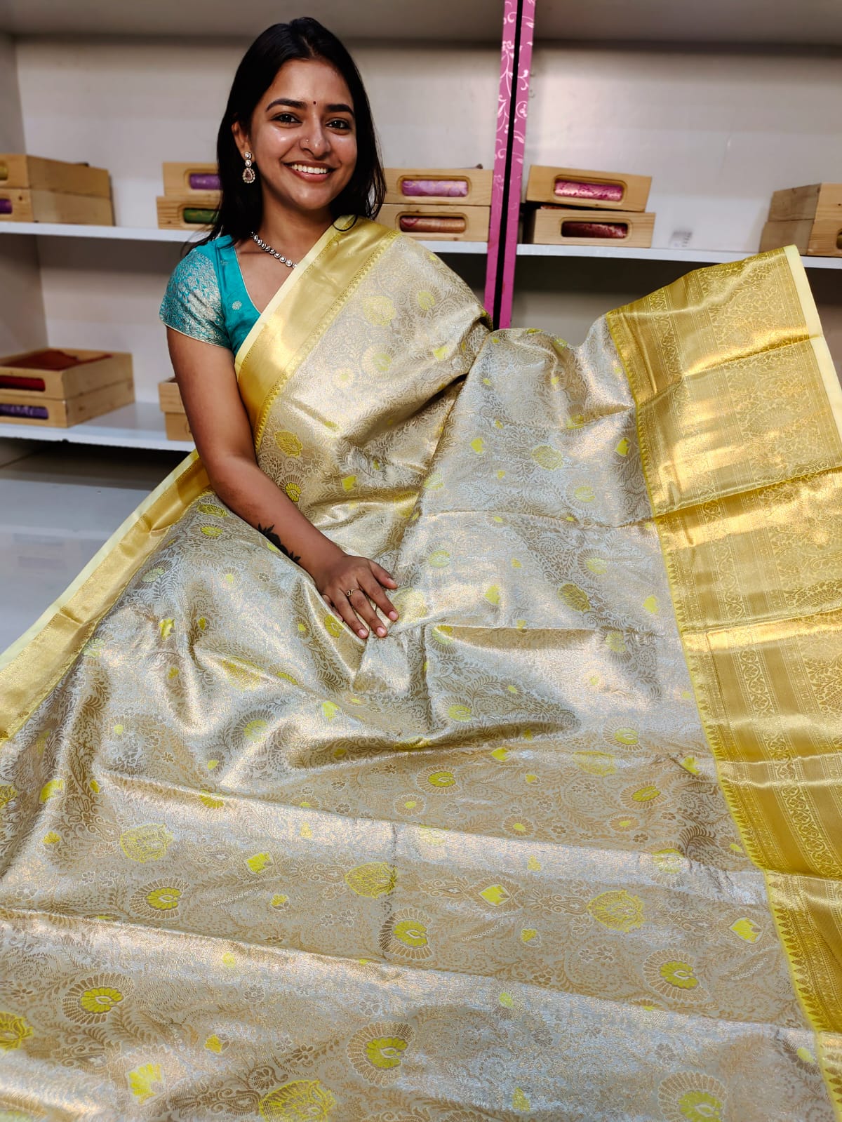 90% offer kanchi pattu sarees