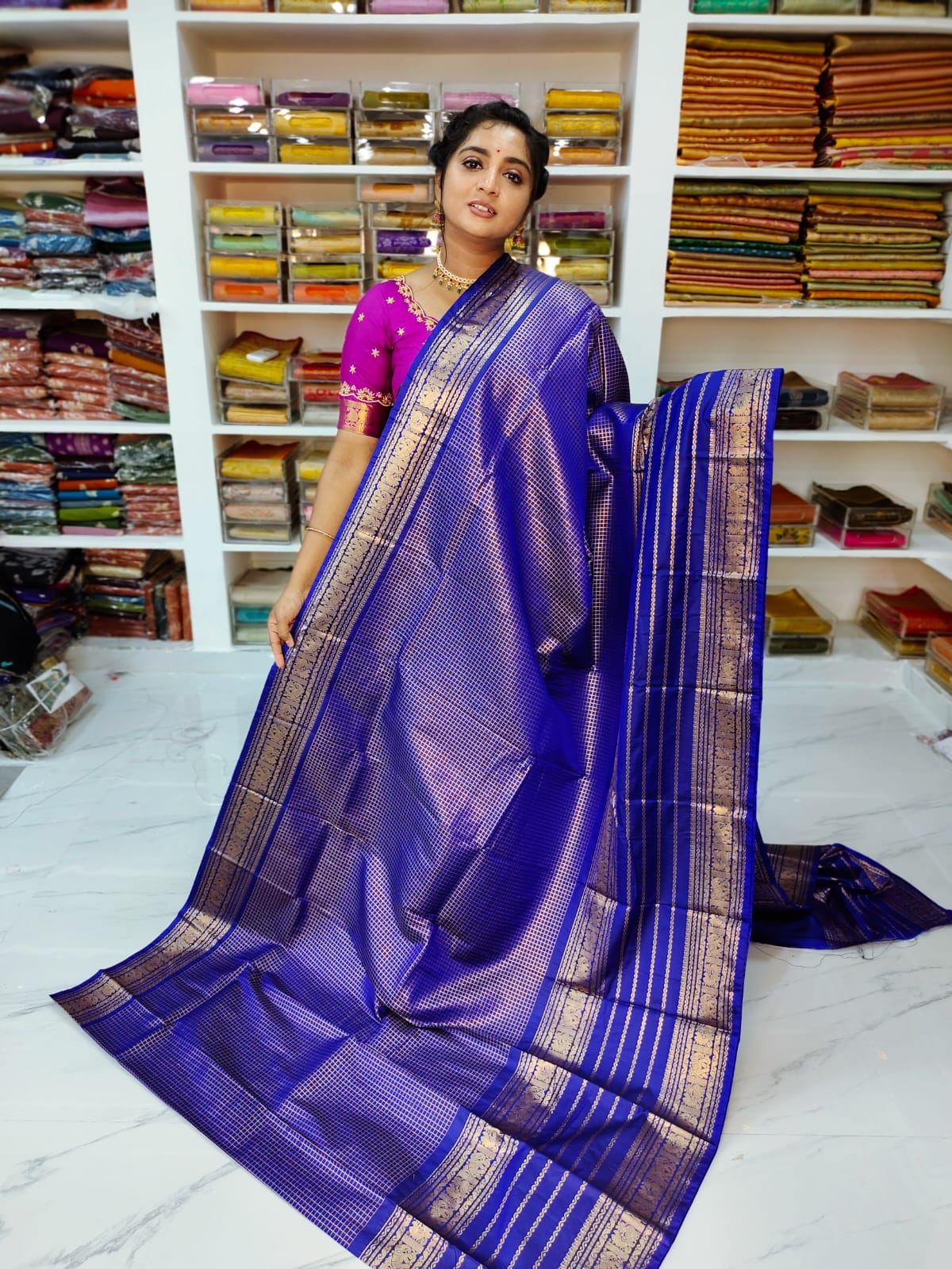 50% offer Valli gadwal