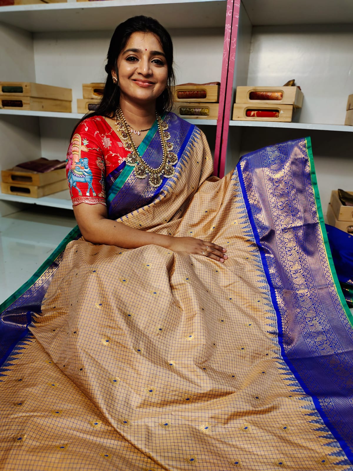 Vitange gadwal silk