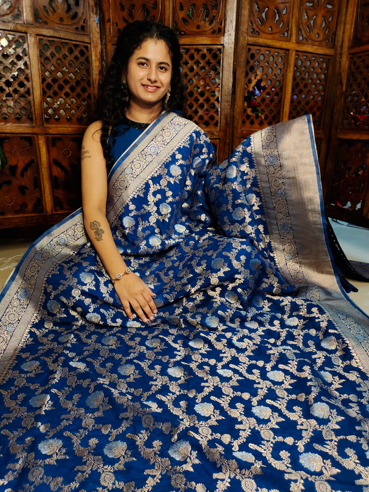 50% offer Saree
