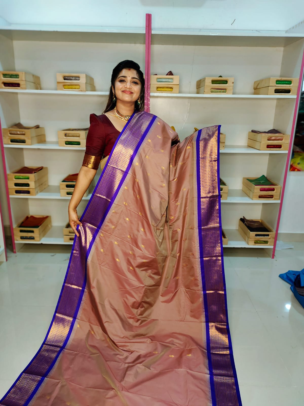 గద్వాల్ క్లియరెన్స్ సేల్