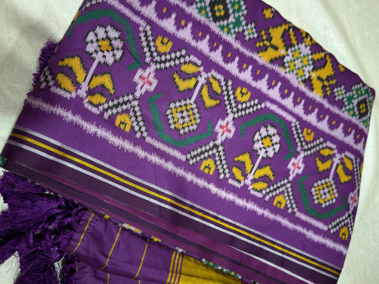 Patola sale