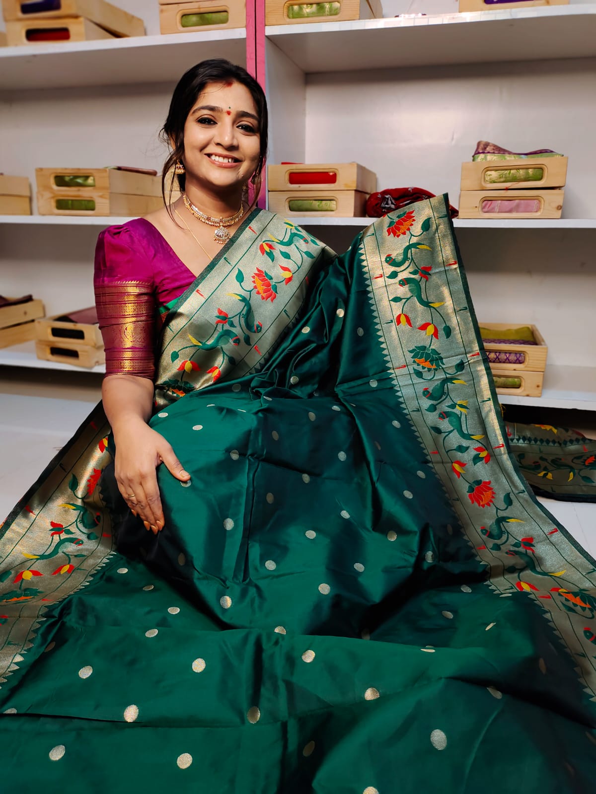 పైథానీ పట్టు చీరలు