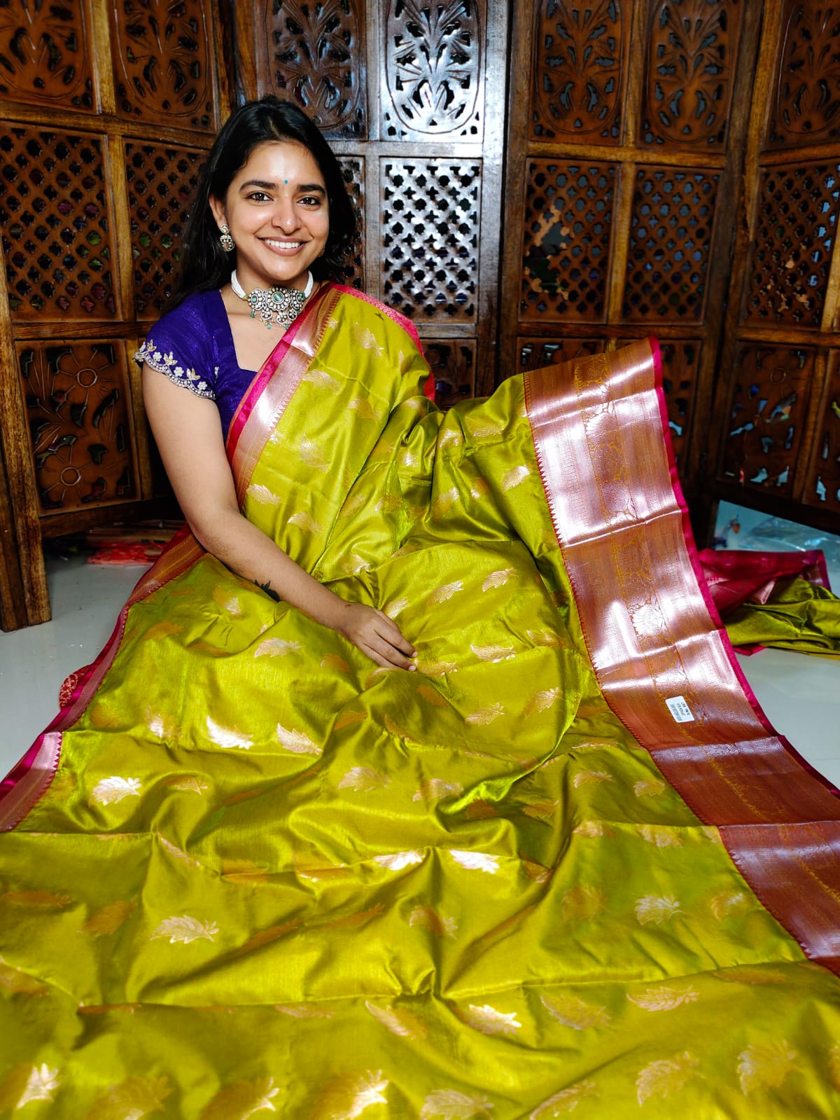 సంక్రాంతికి చీర ఆఫర్