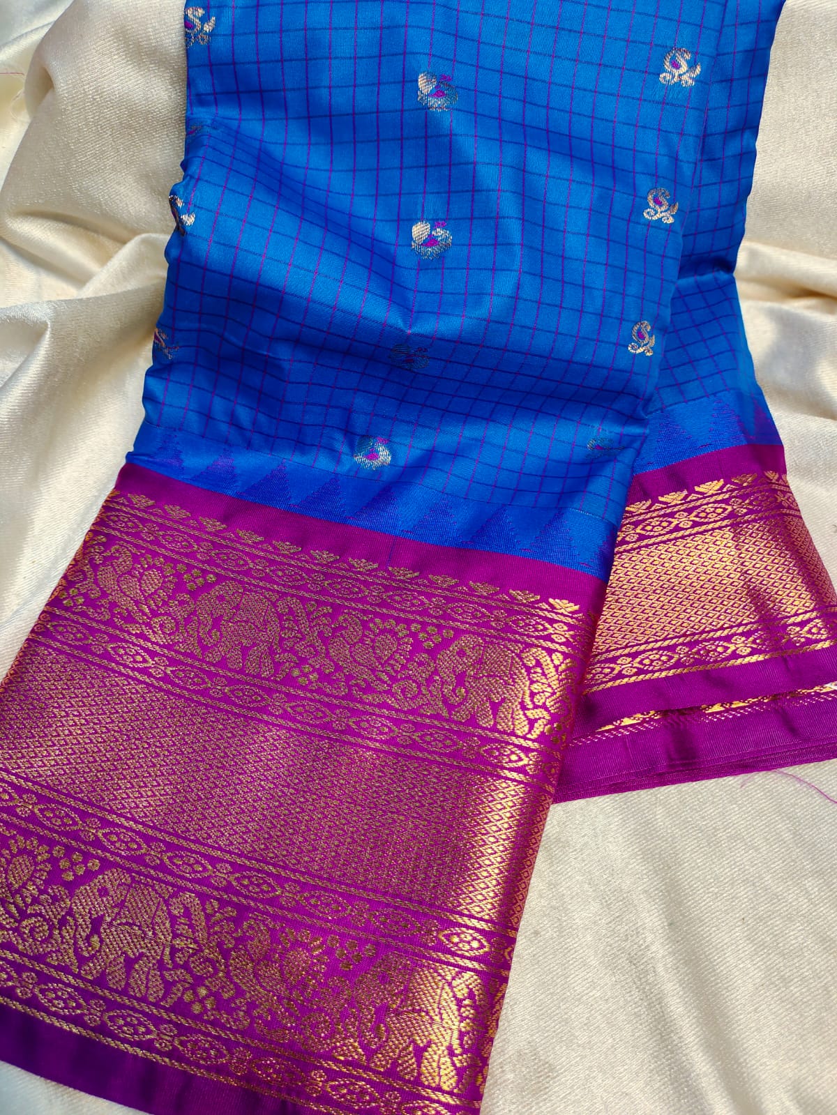 Sravanam gadwal sale