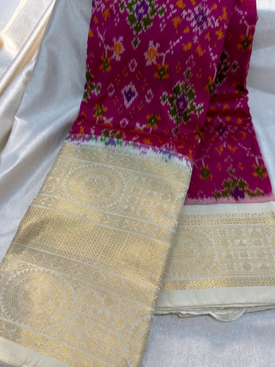 50% ikkat pattu saree