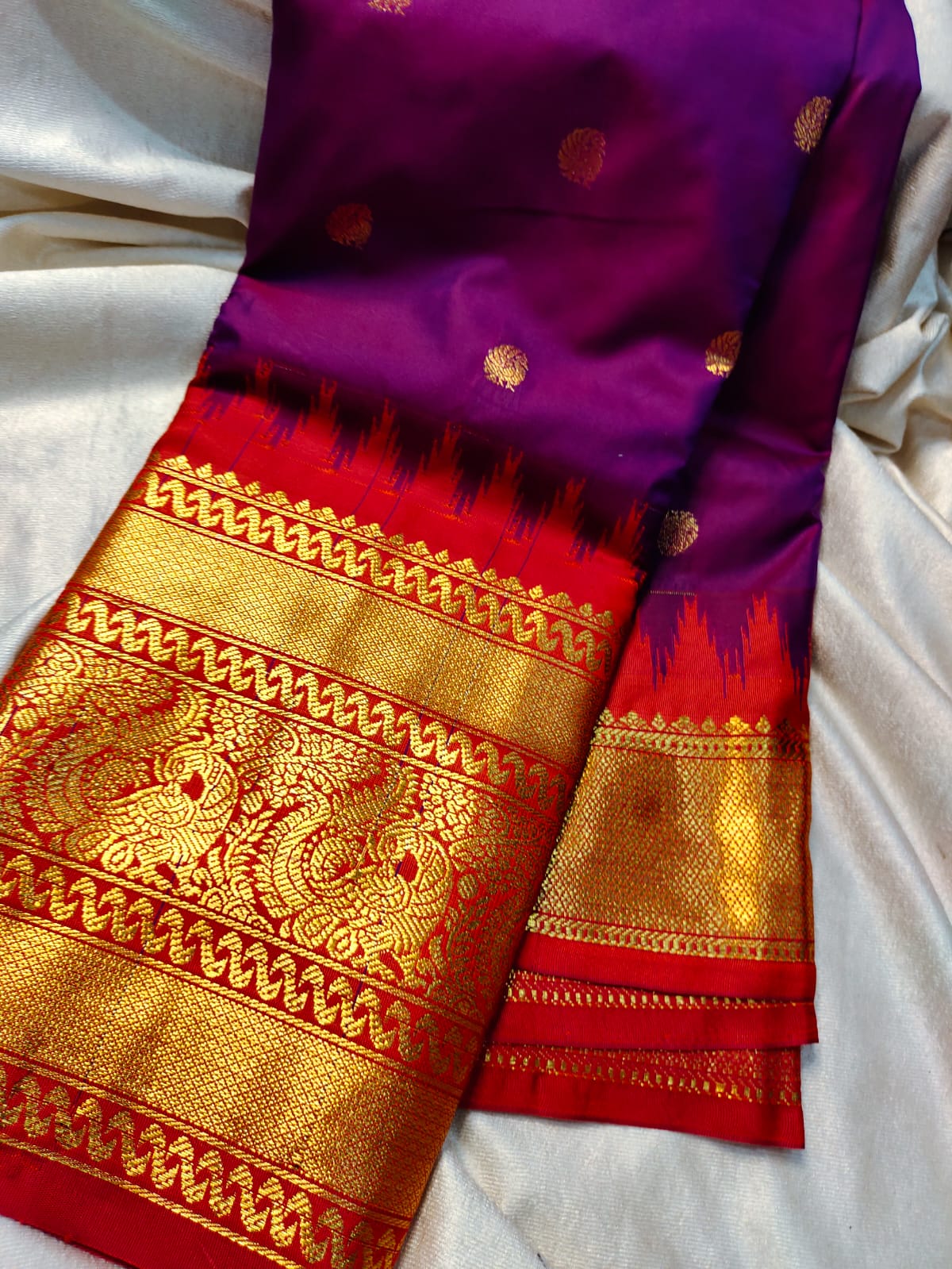 60% offer gadwal saree