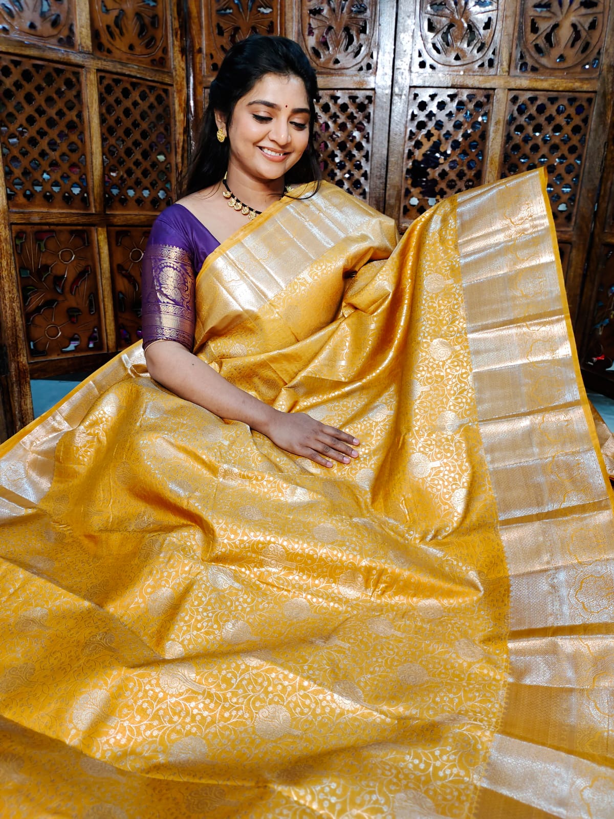 90% offer kanchi pattu collection