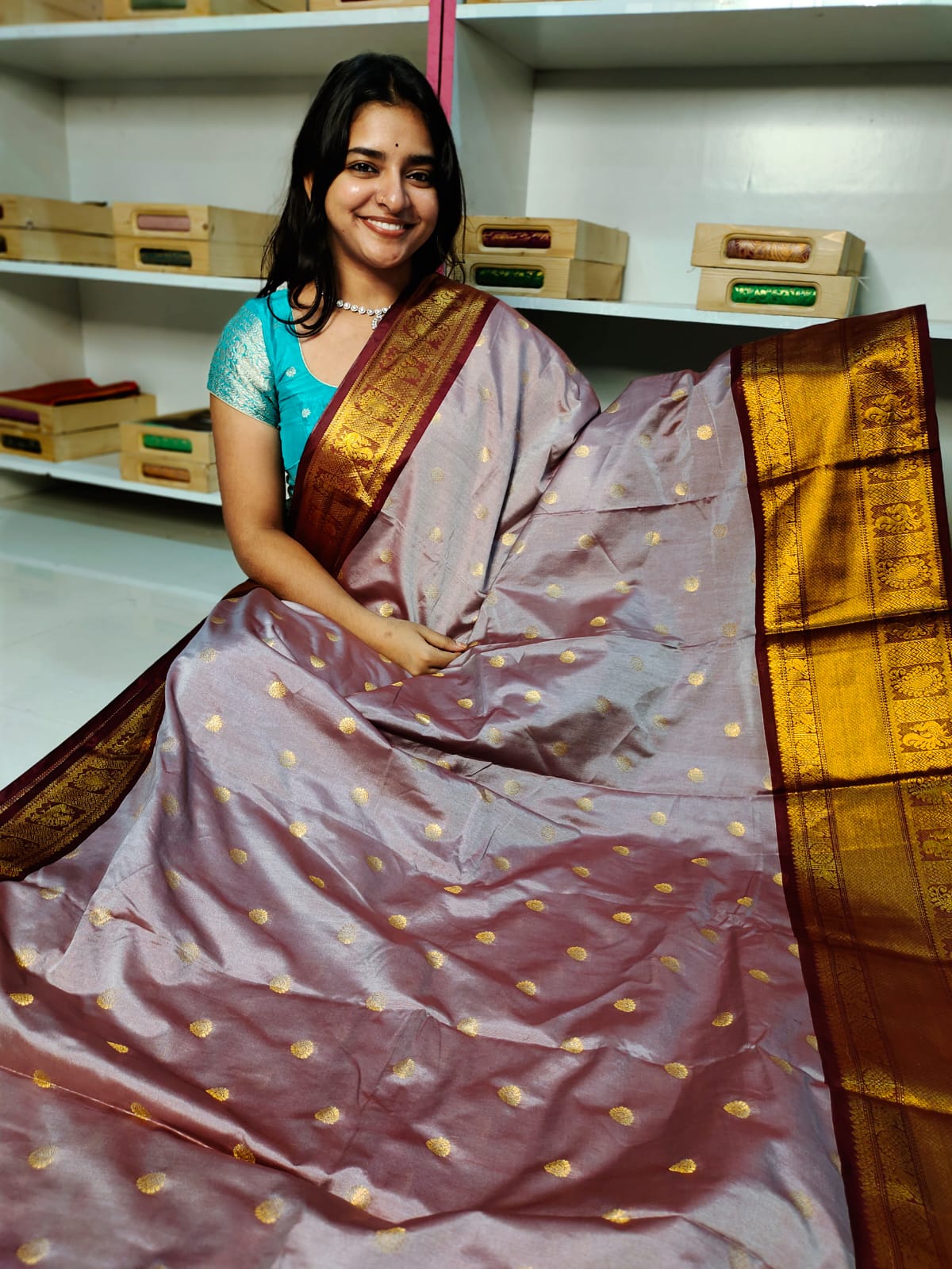50% గద్వాల్ సిల్క్ చీర ఆఫర్