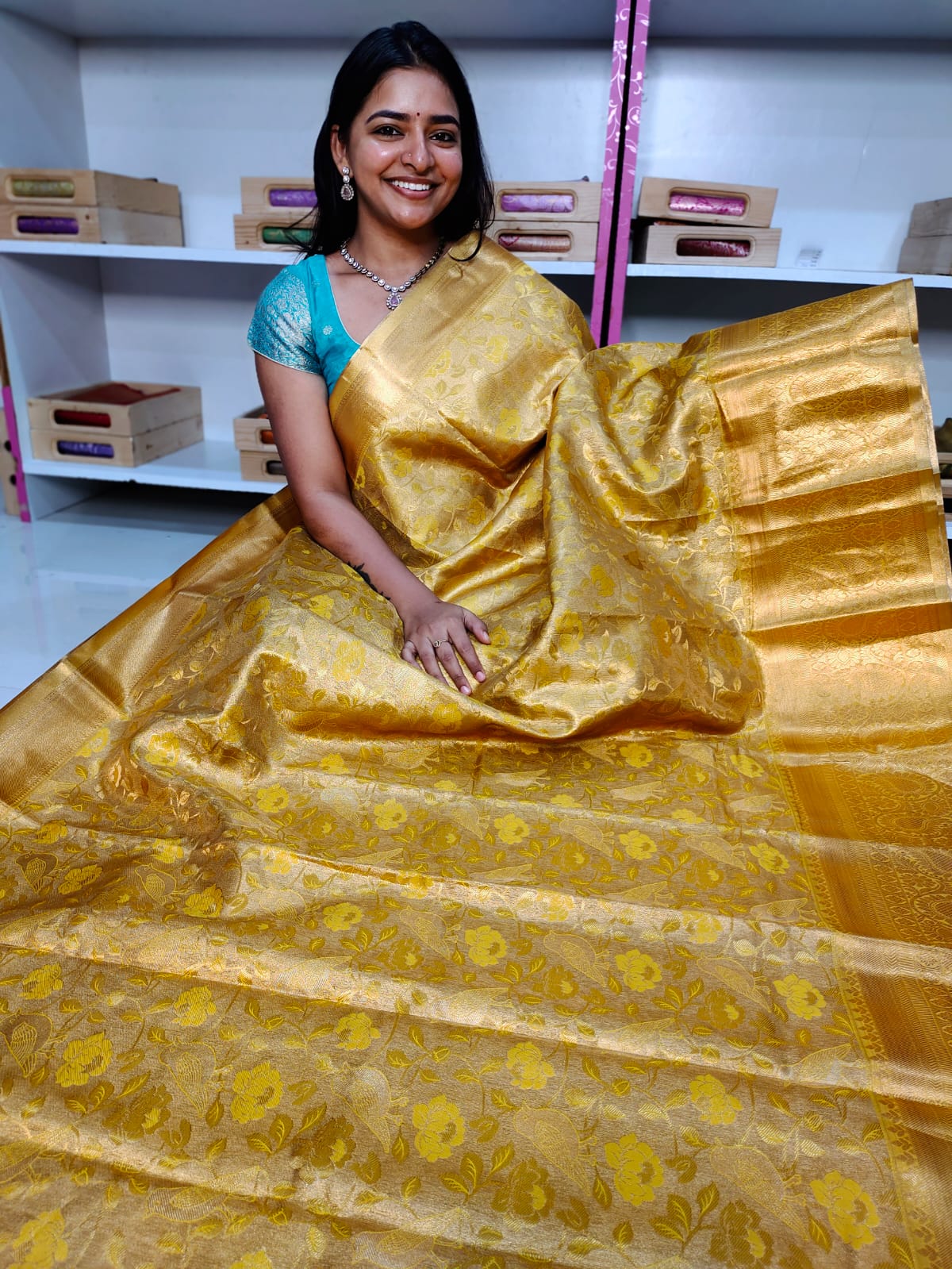 90% offer kanchi pattu sarees