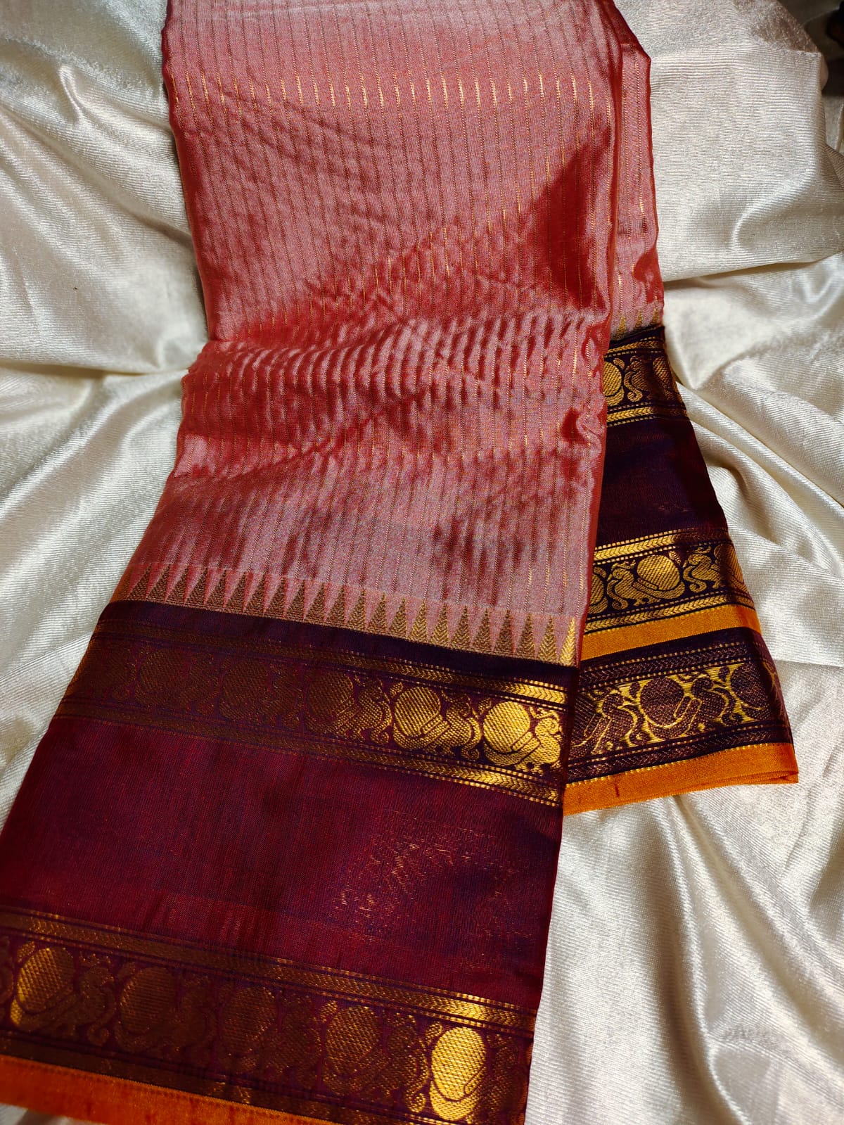 Vitange gadwal silk