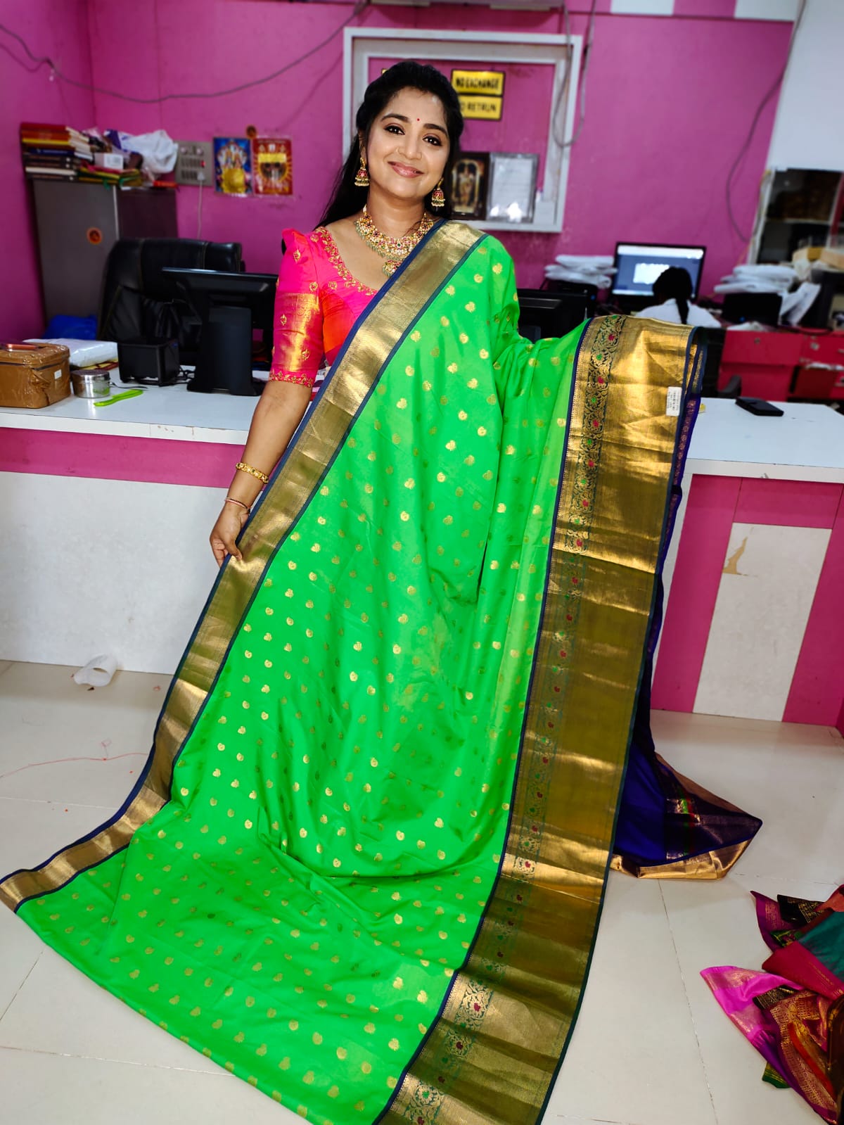 60% offer gadwal sale