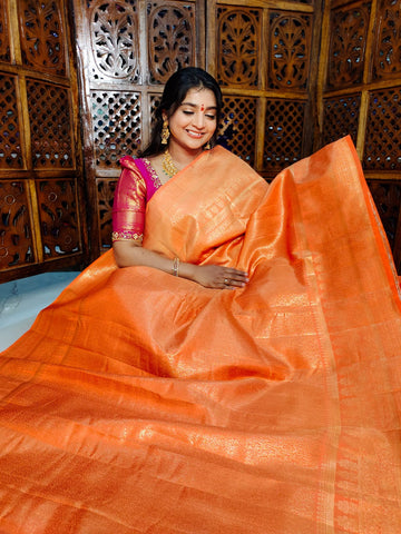 90% కంచి పట్టు చీరలను అందిస్తున్నాయి