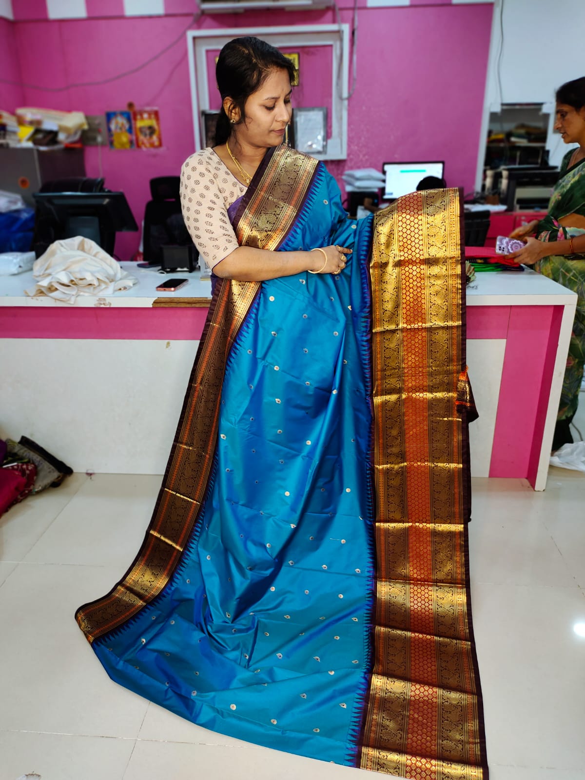 60% offer gadwal sale