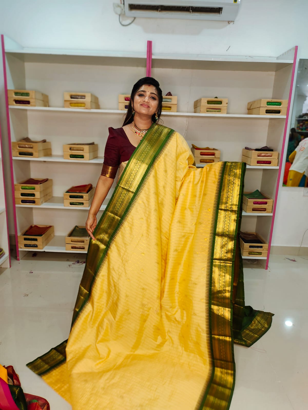 గద్వాల్ క్లియరెన్స్ సేల్