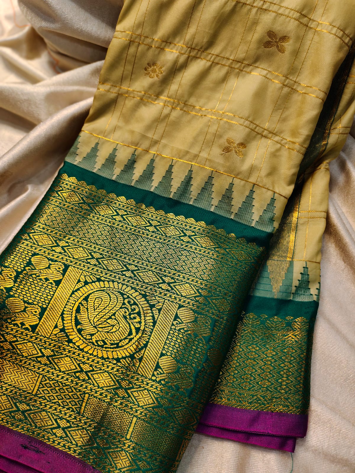 60% offer gadwal sarees